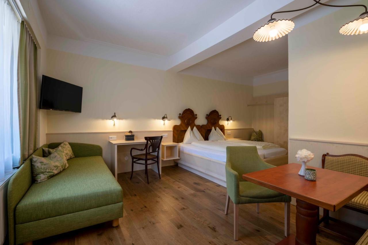 Landhotel Pacher Obervellach Buitenkant foto