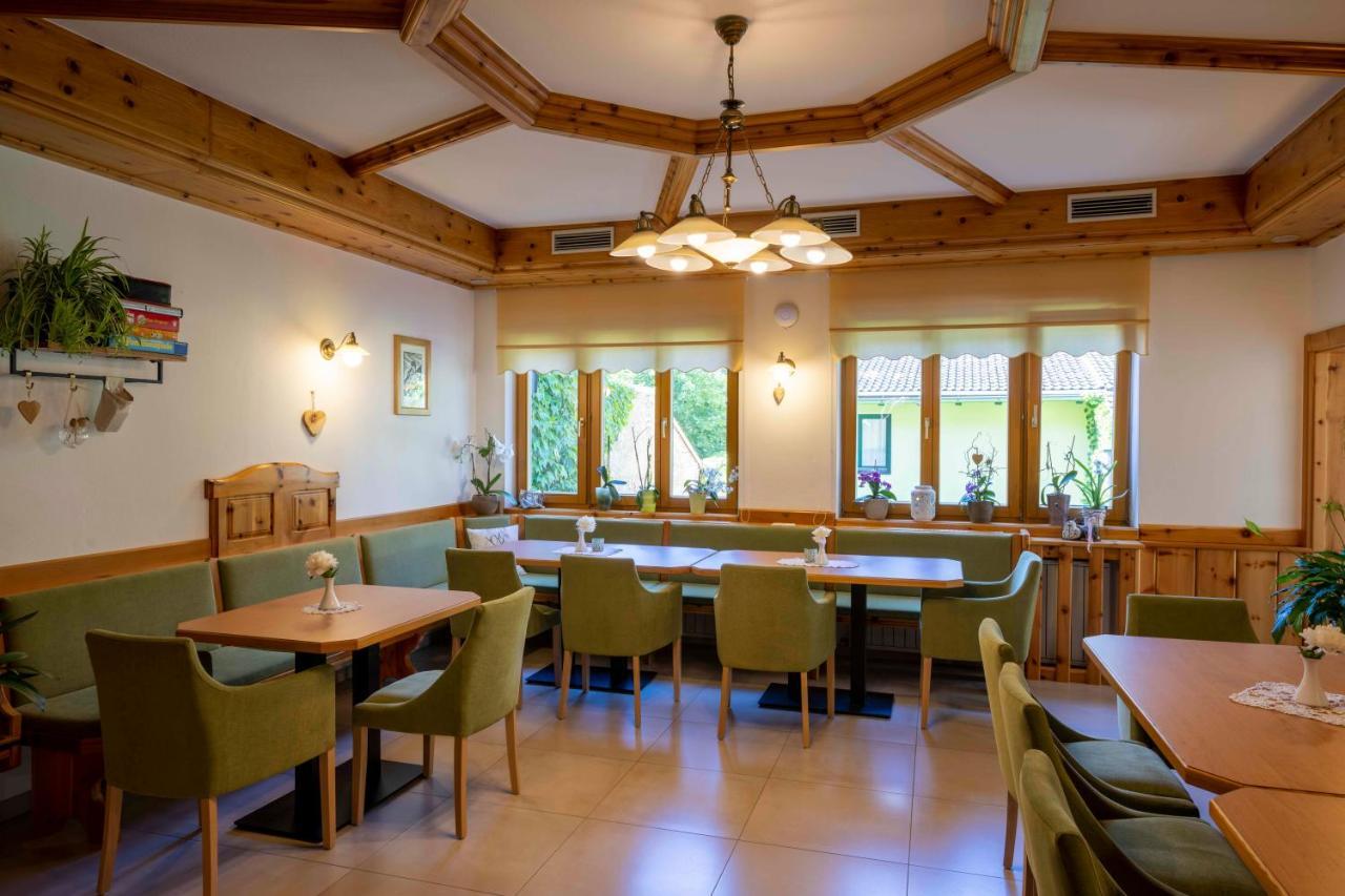 Landhotel Pacher Obervellach Buitenkant foto