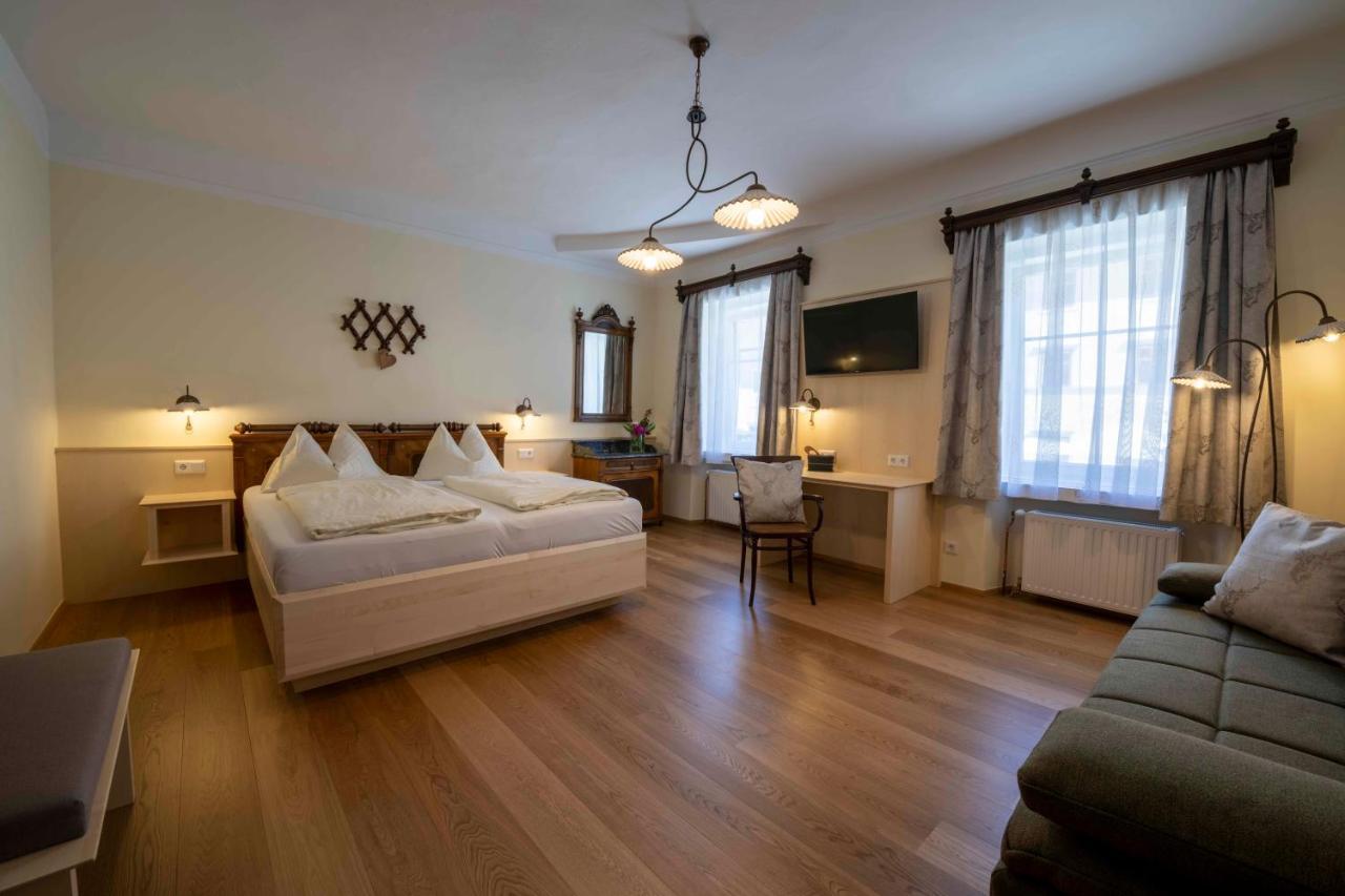 Landhotel Pacher Obervellach Buitenkant foto