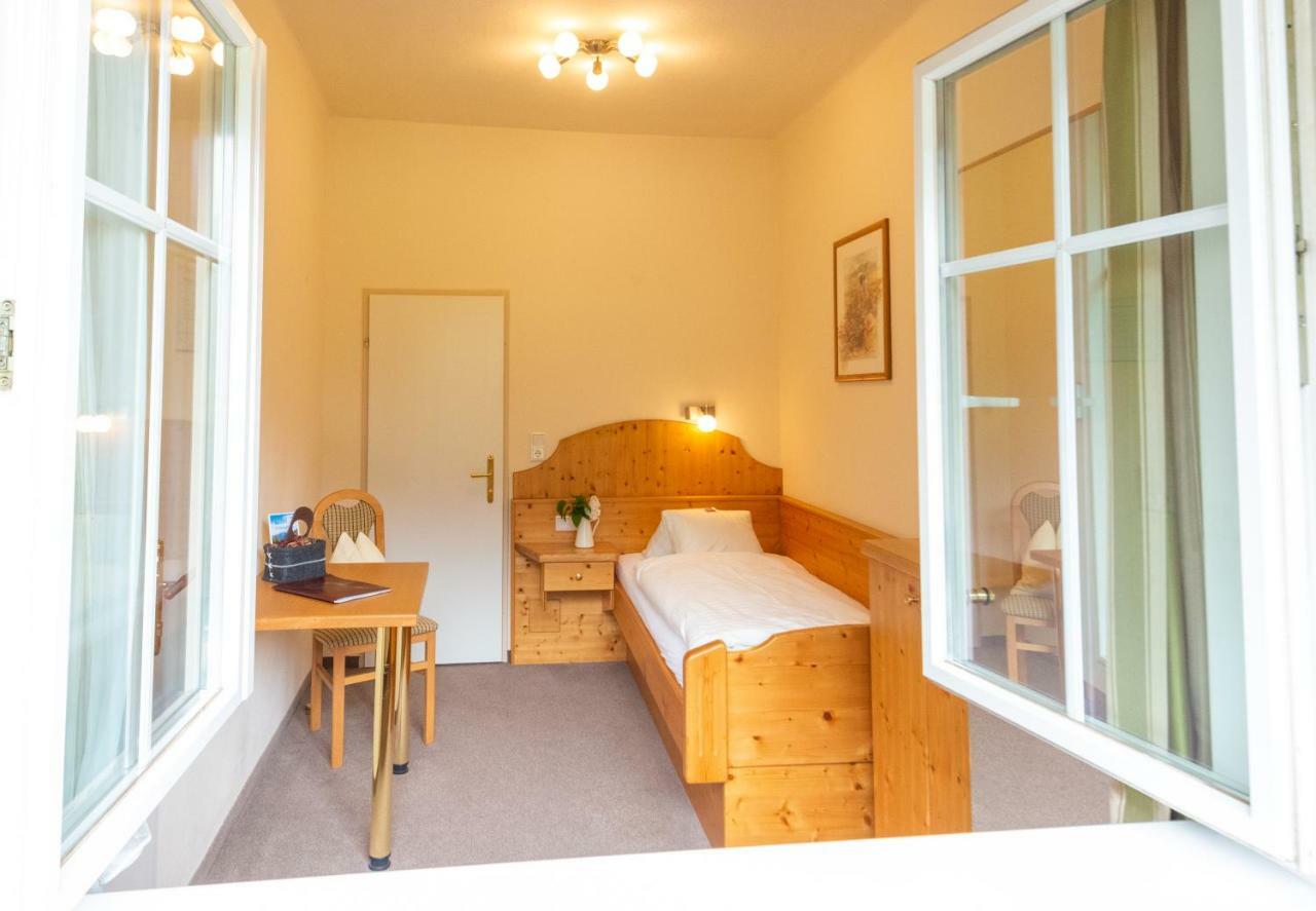 Landhotel Pacher Obervellach Buitenkant foto